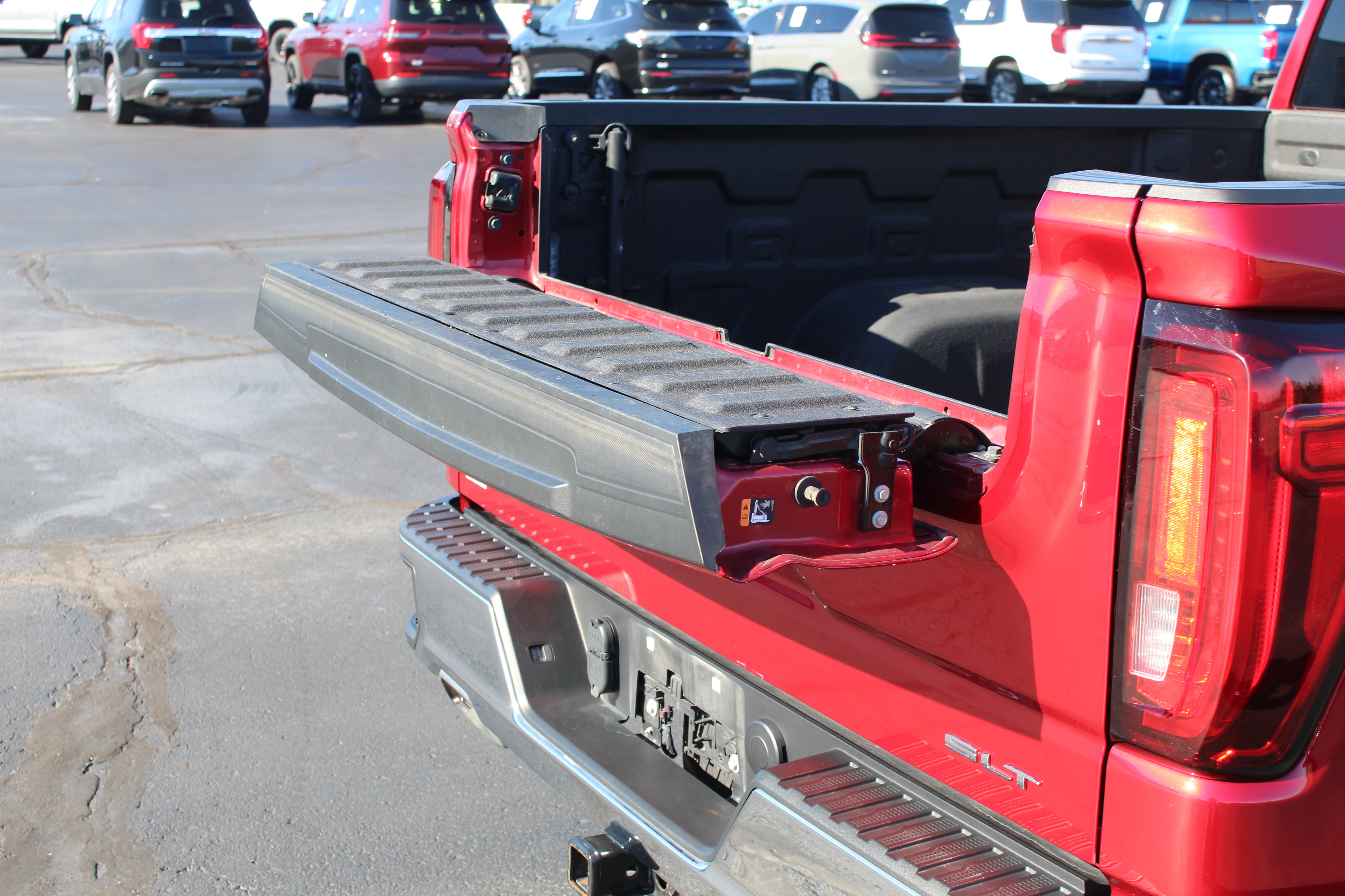 2023 GMC Sierra 1500 SLT