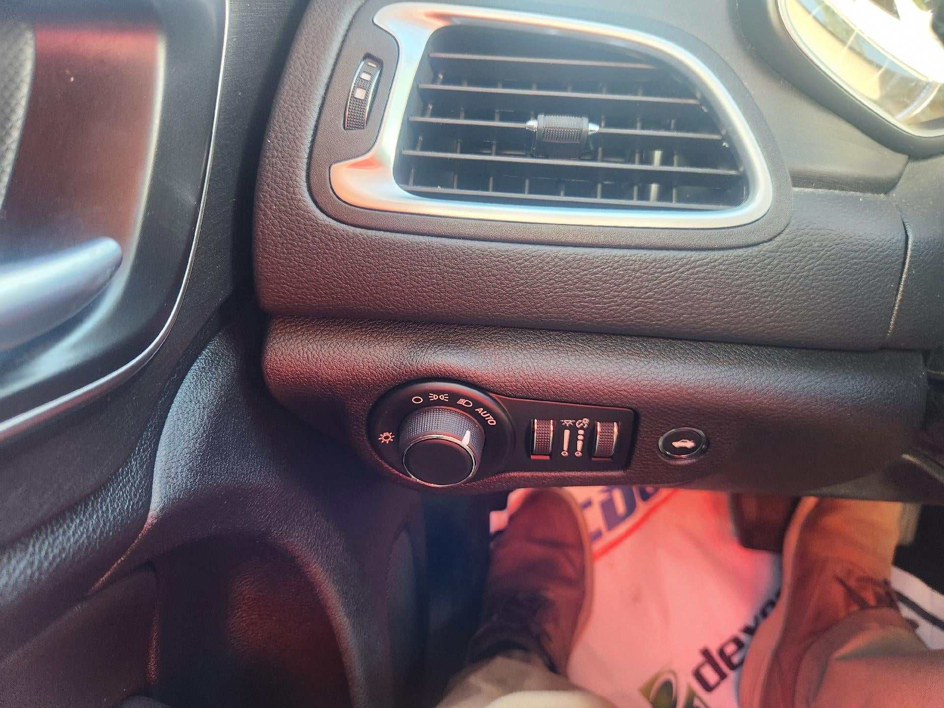 2017 Chrysler 200 Limited Platinum