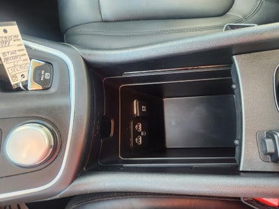 2017 Chrysler 200 Limited Platinum