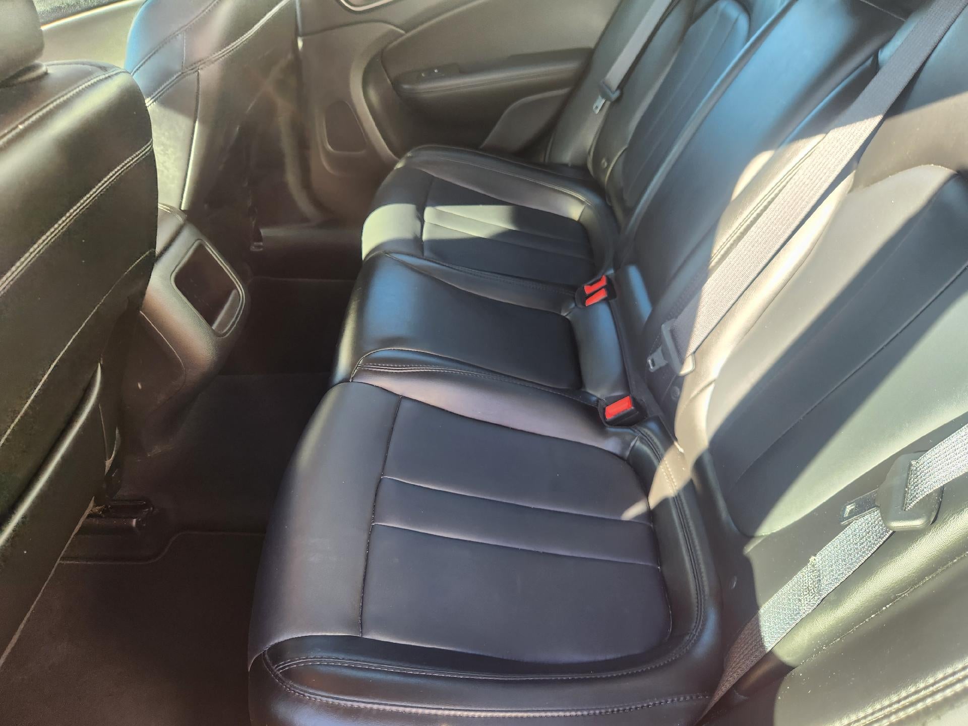 2017 Chrysler 200 Limited Platinum