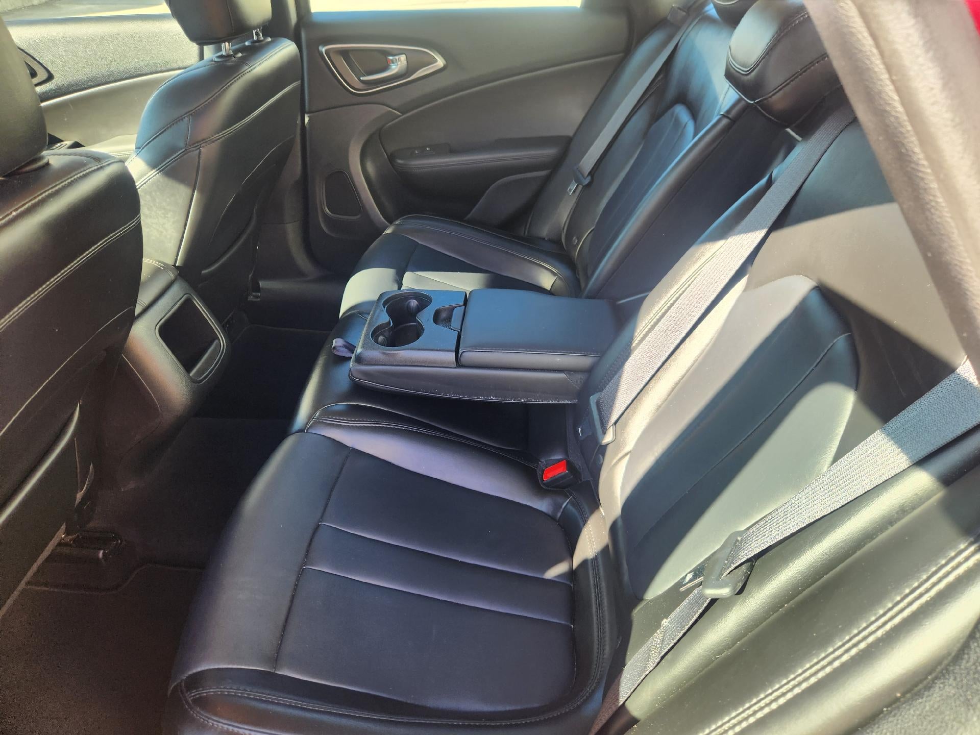 2017 Chrysler 200 Limited Platinum