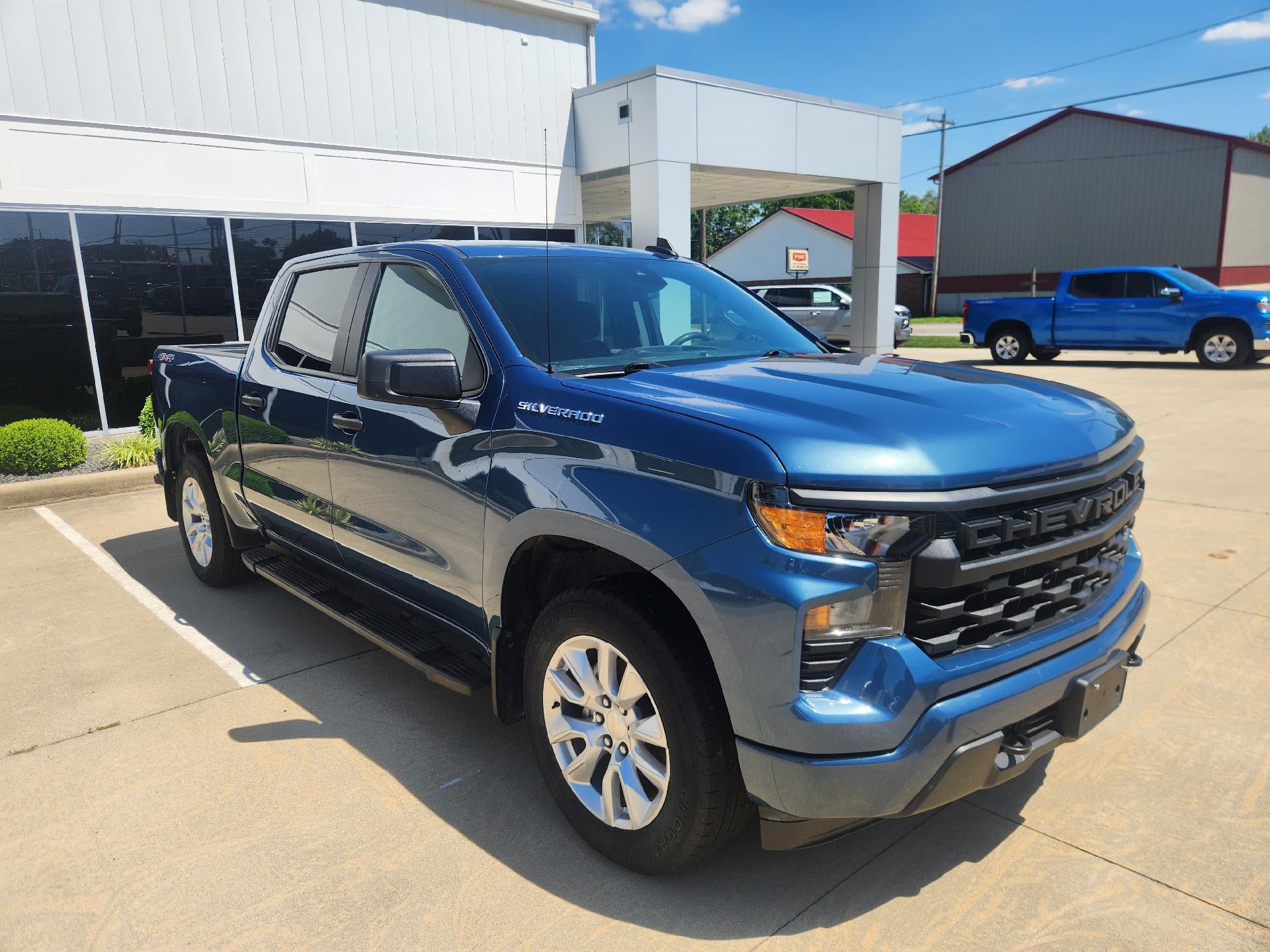2024 Chevrolet Silverado 1500 Custom