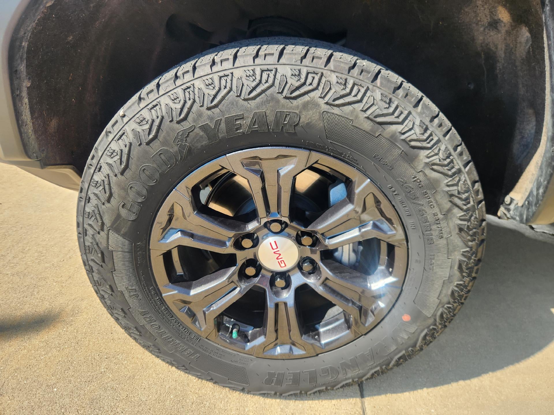 2024 GMC Canyon Elevation