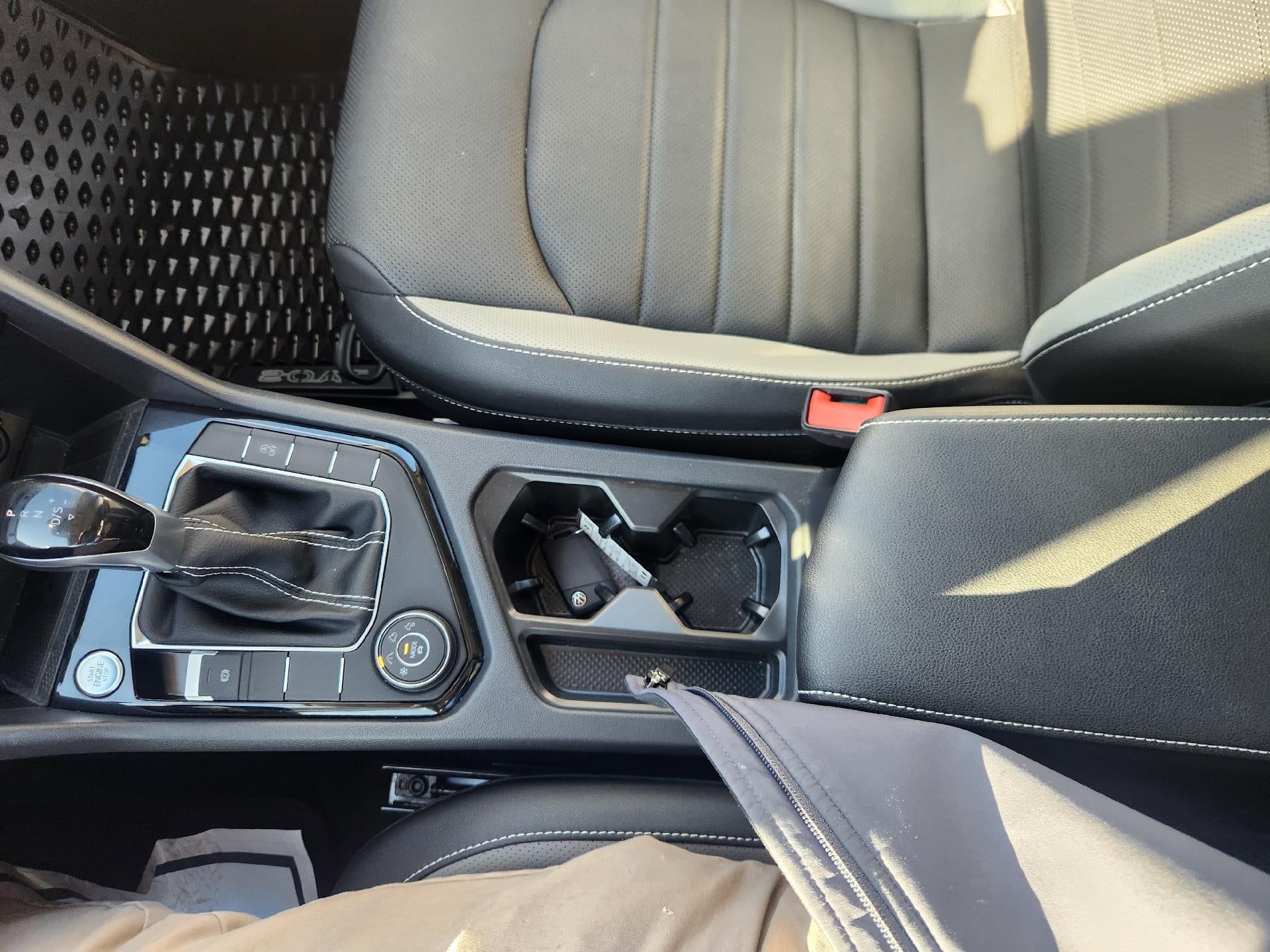 2023 Volkswagen Taos SEL