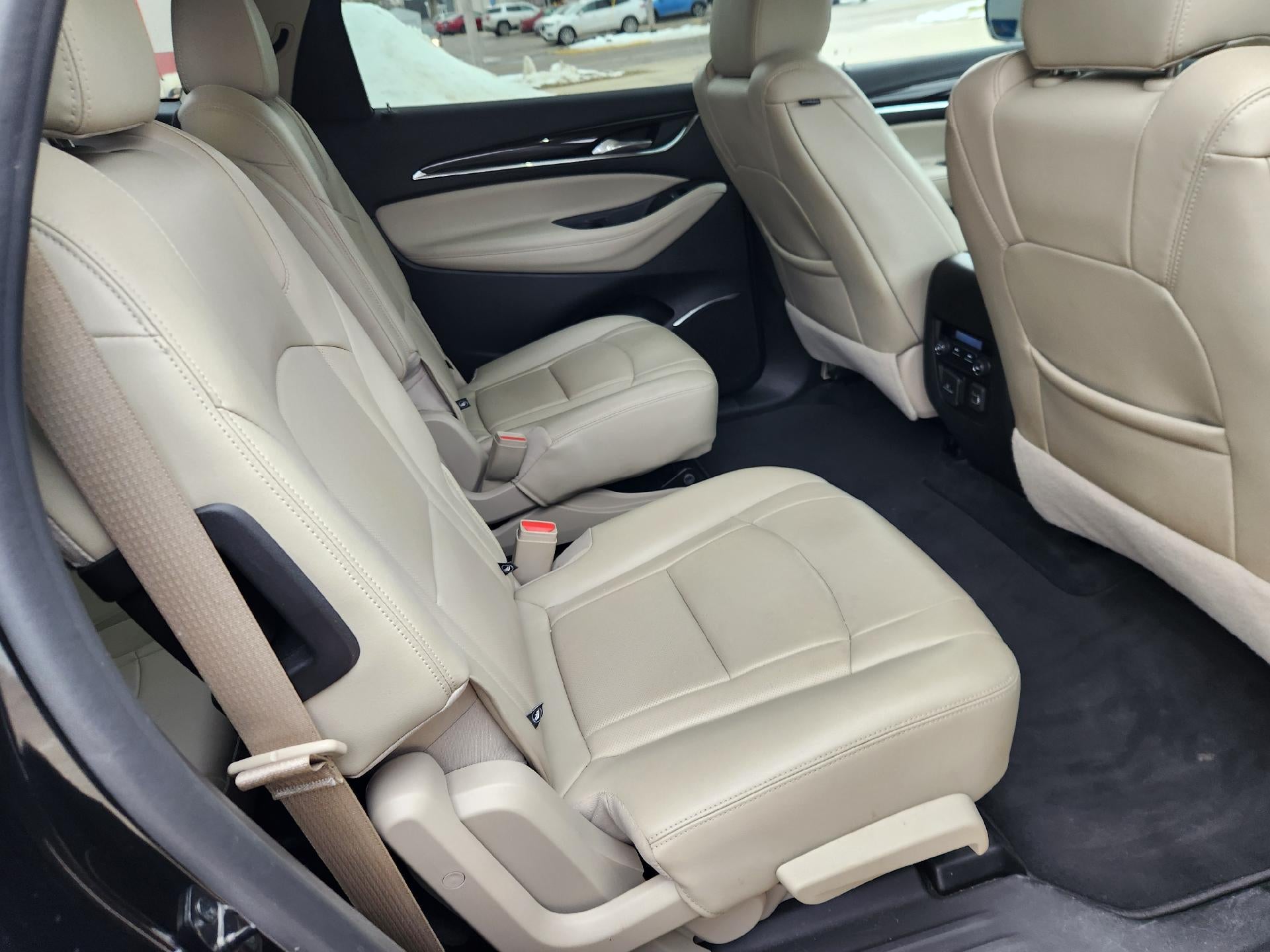 2021 Buick Enclave Essence