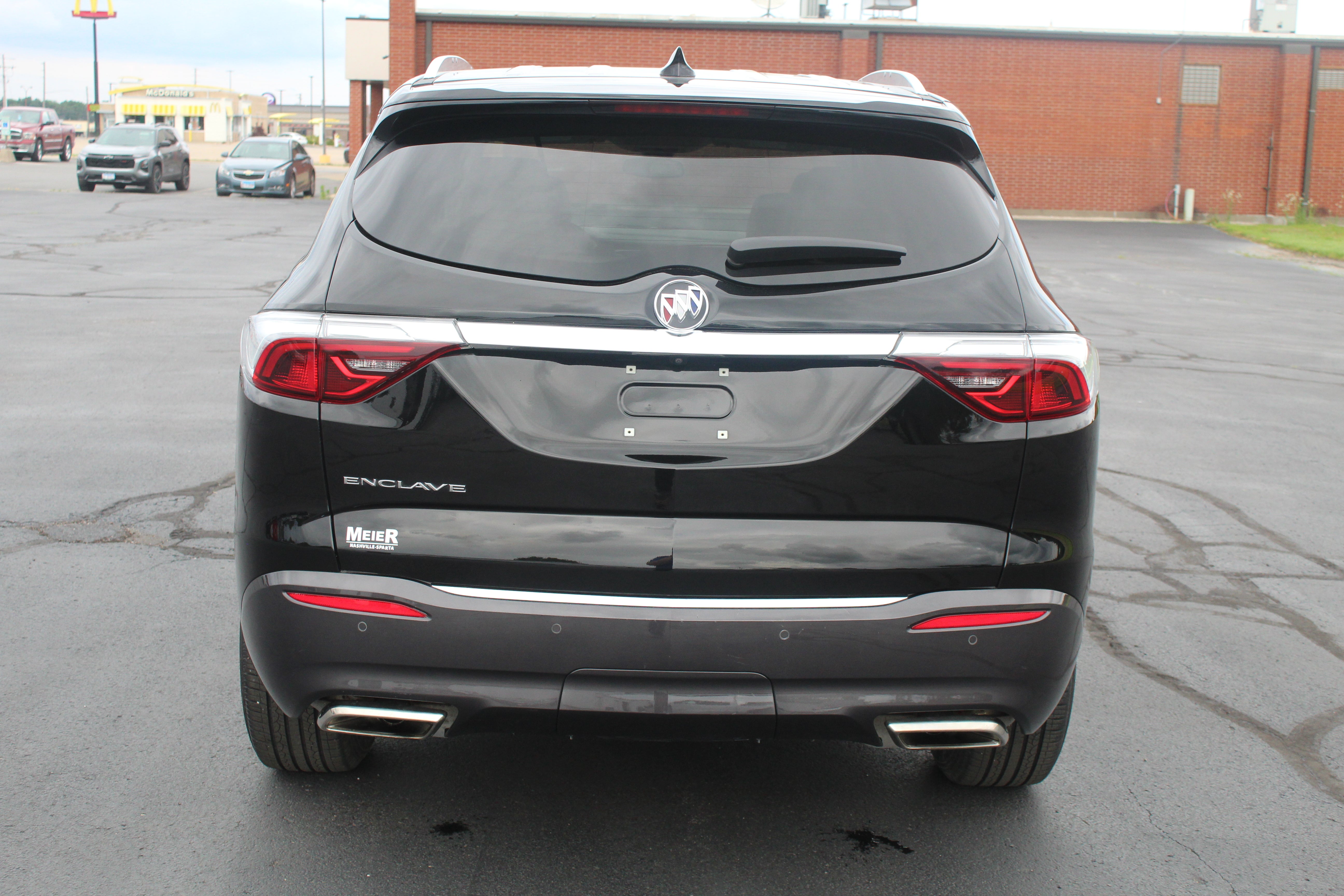 2024 Buick Enclave Essence